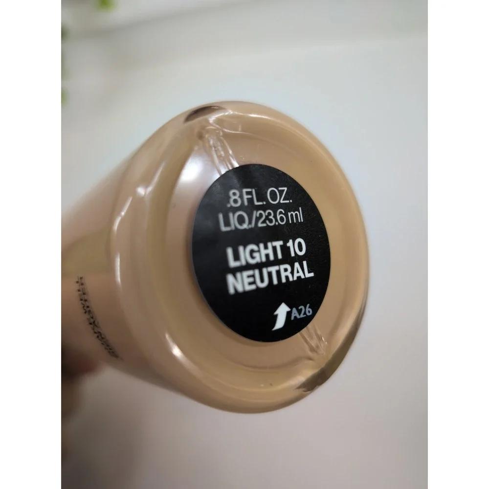 10 LIGHT NEUTRAL🥰NEW Smashbox Dual Filter 2 in 1 Concealer Foundation .8oz